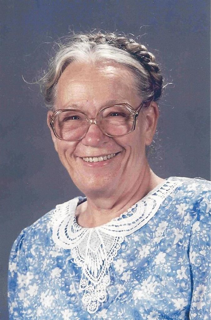 Silby Coombes Profile Photo