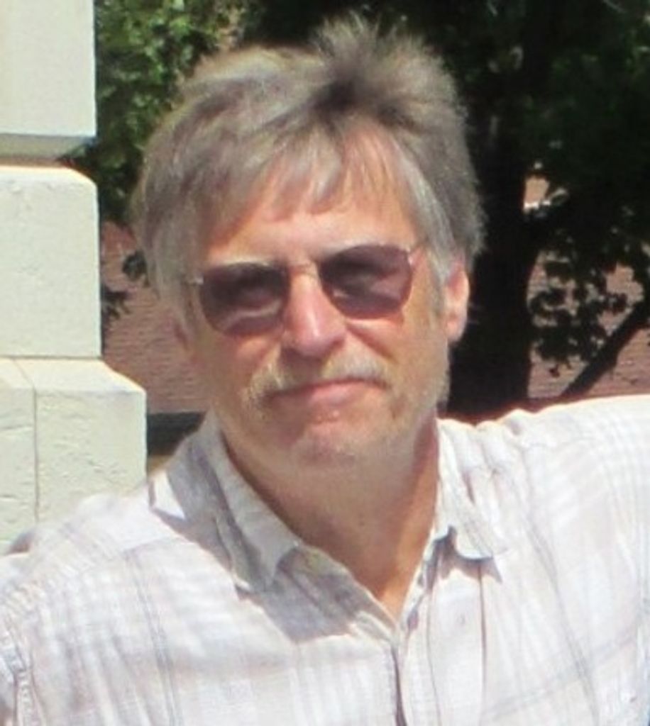 Leonard J. Leclaire Profile Photo