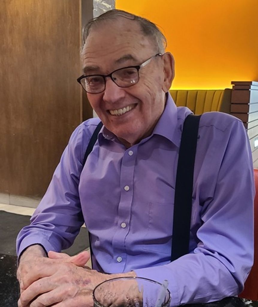 Thomas Mullen Wright Profile Photo