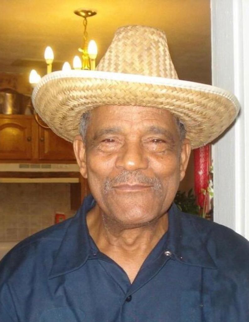 Ladislao Piantini Profile Photo