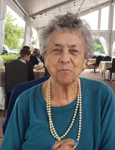 Marion (Thorne)  Macdonald Profile Photo