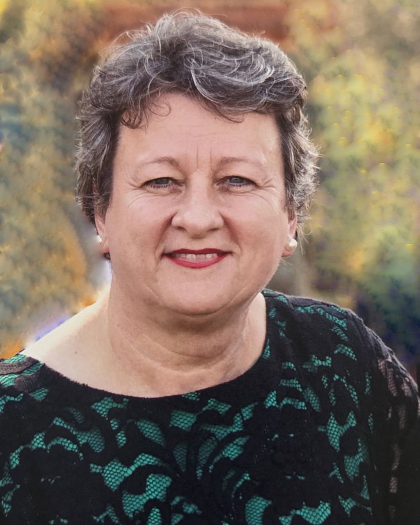 Minta Roxane Morehead