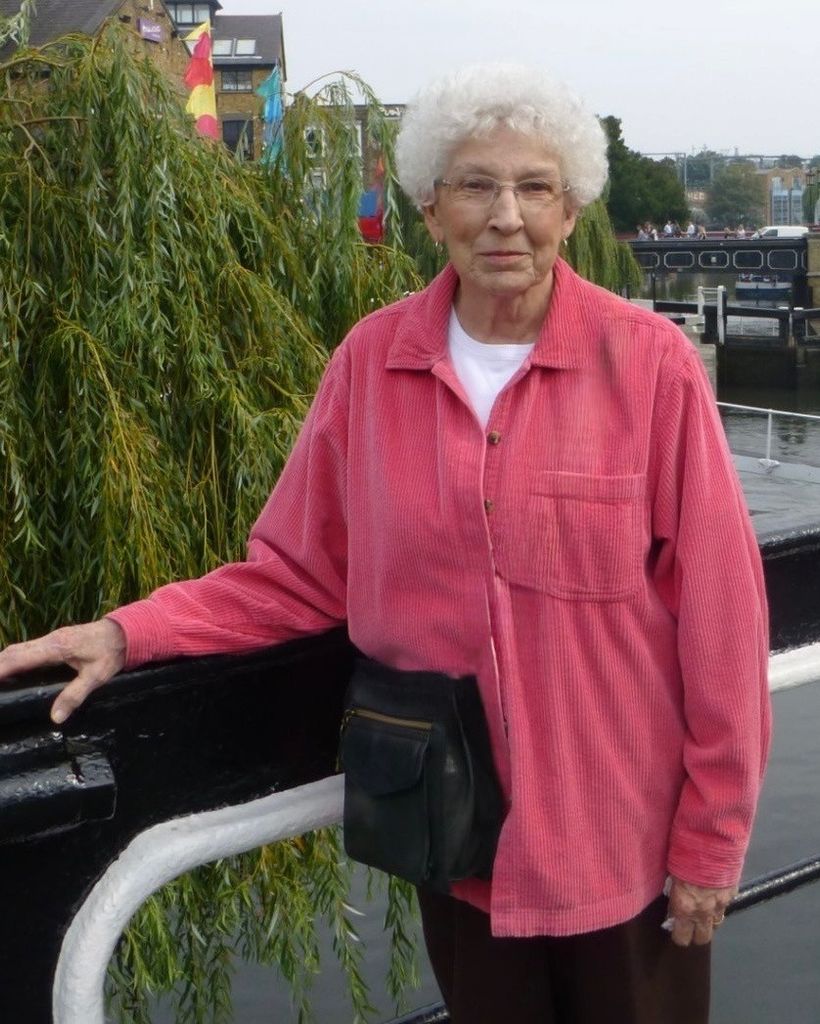 Mary Lee Davis