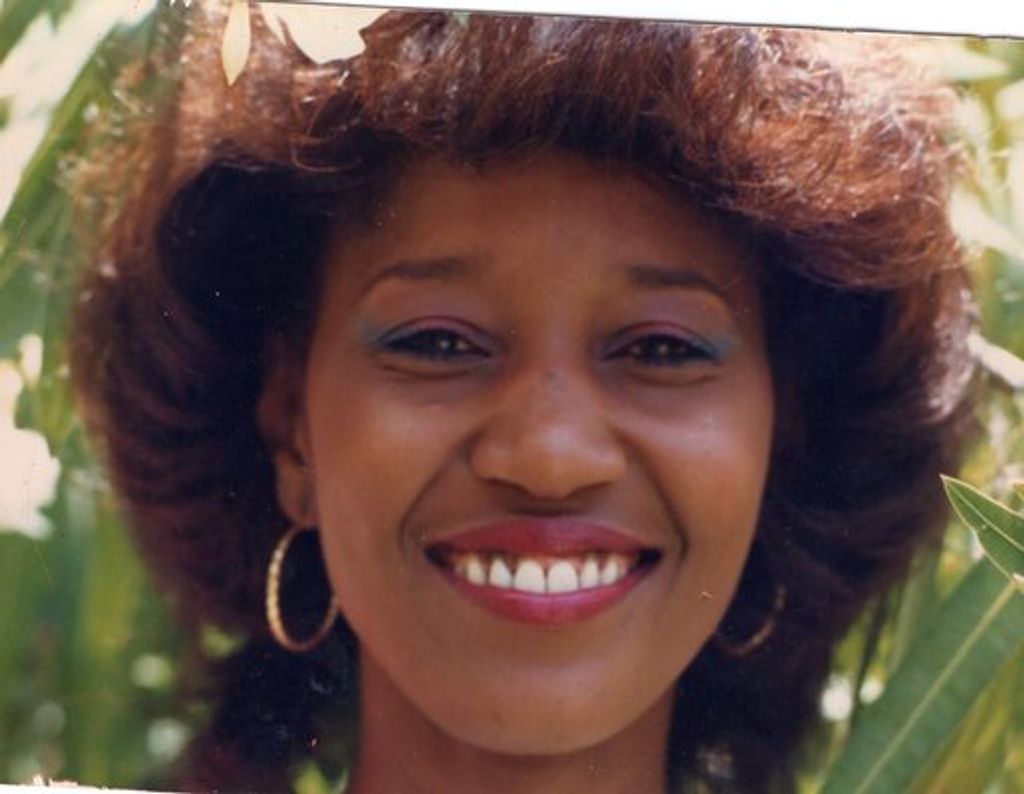 Mrs. Effie Jean Hollinquest Profile Photo