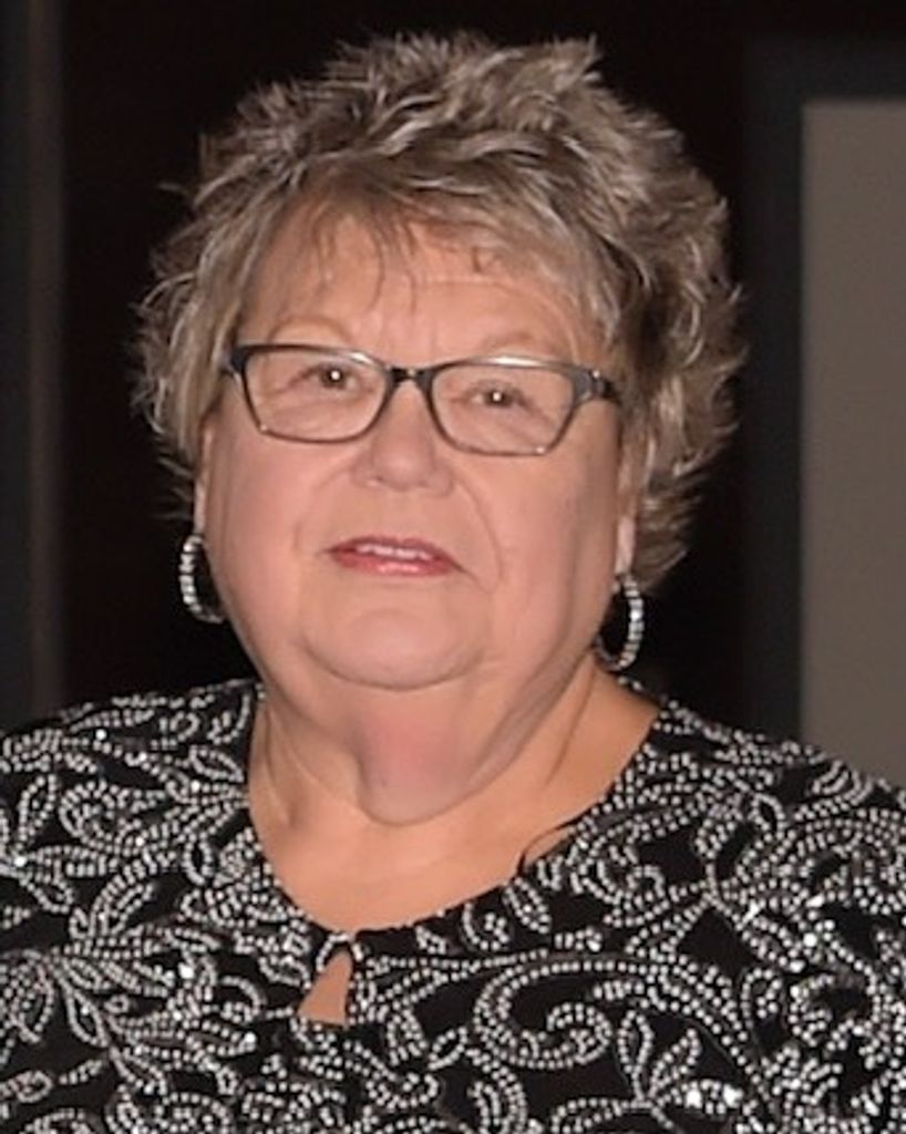 Vicki W Lingrell Profile Photo