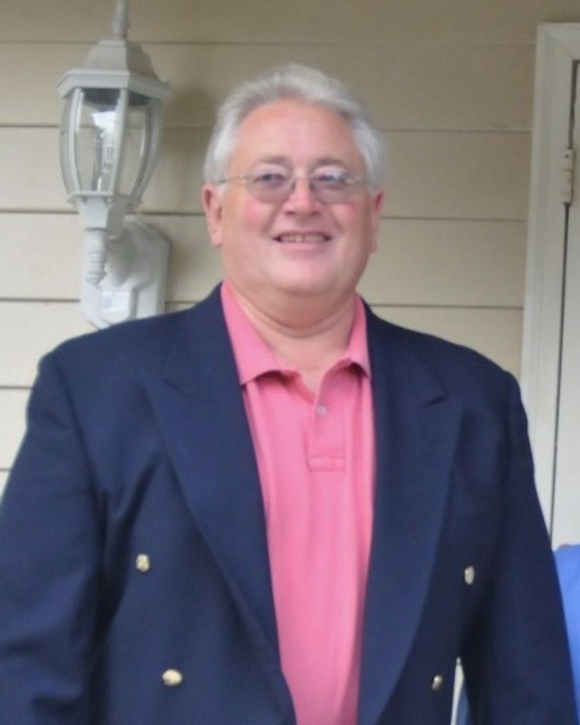 Dee M Swain