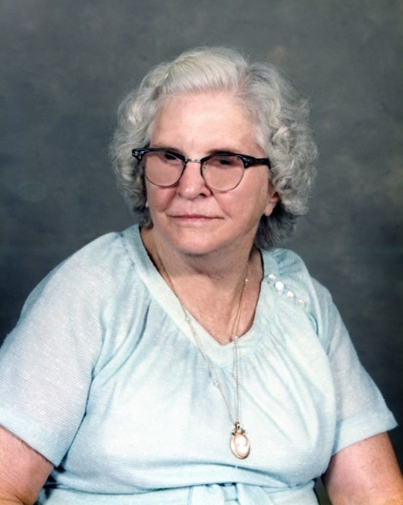 Cora Lee Eaves
