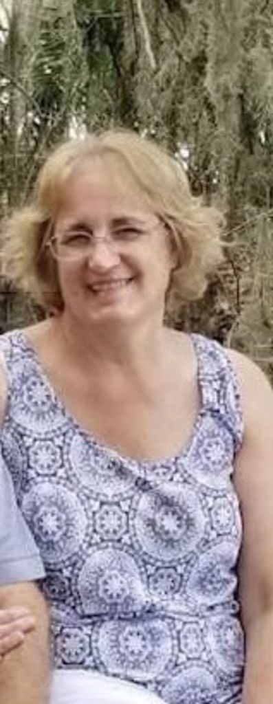 Sally Suzzette Fontaine Profile Photo