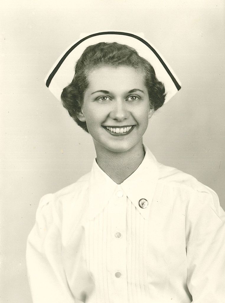 Inez Lorraine Ravell