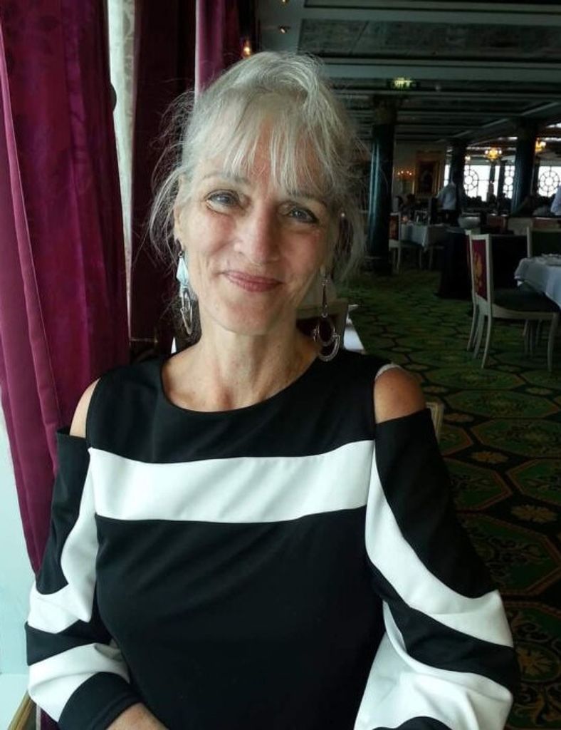 Karen S. (Robinson)  Michael