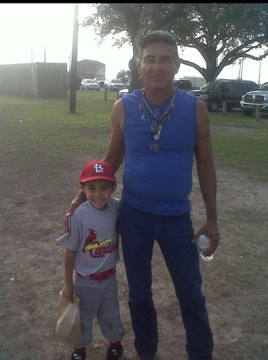 Jesus G. Rios photo gallery thumbnail 30 of 100