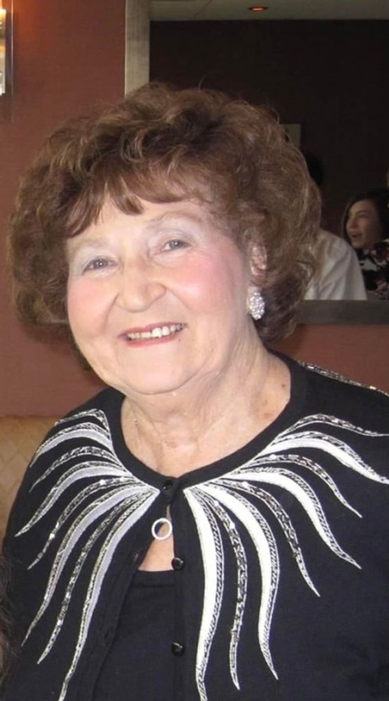 Dorothy Molnar Profile Photo