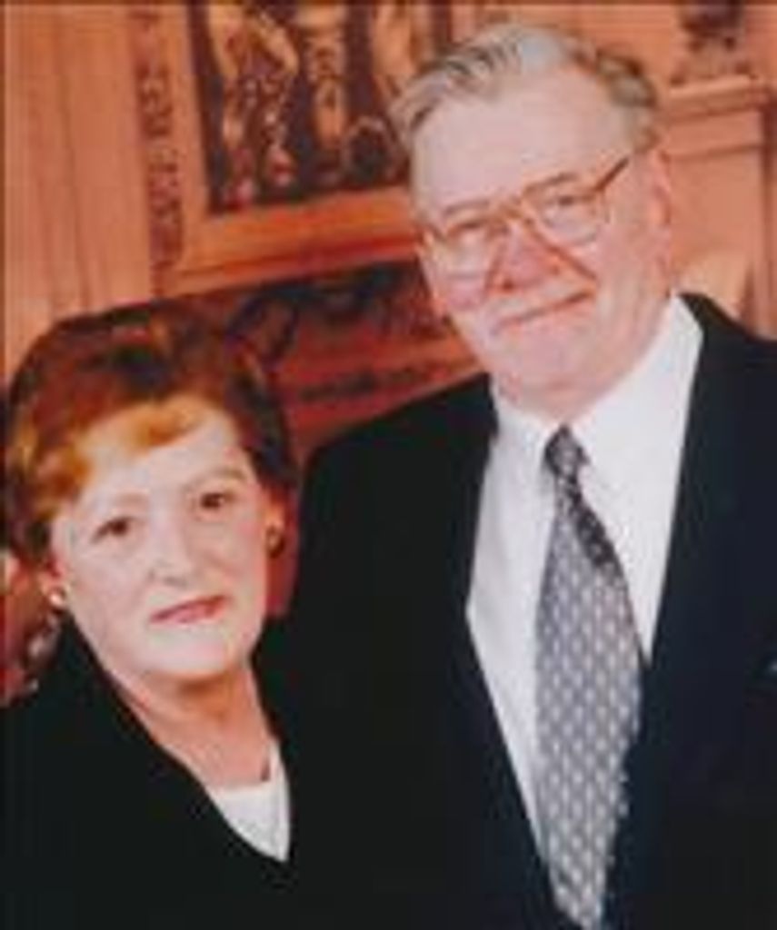 Robert & Midge (Holmes) Kilcup