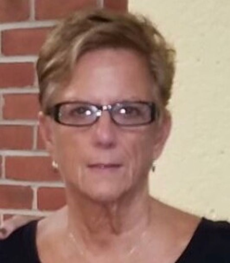 Donna Rees Profile Photo