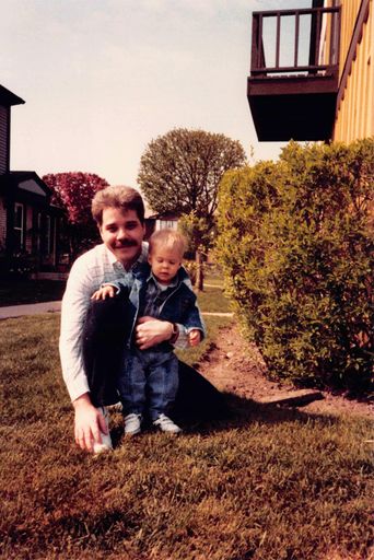 Larry Wayne Isaacs photo gallery thumbnail 16 of 81
