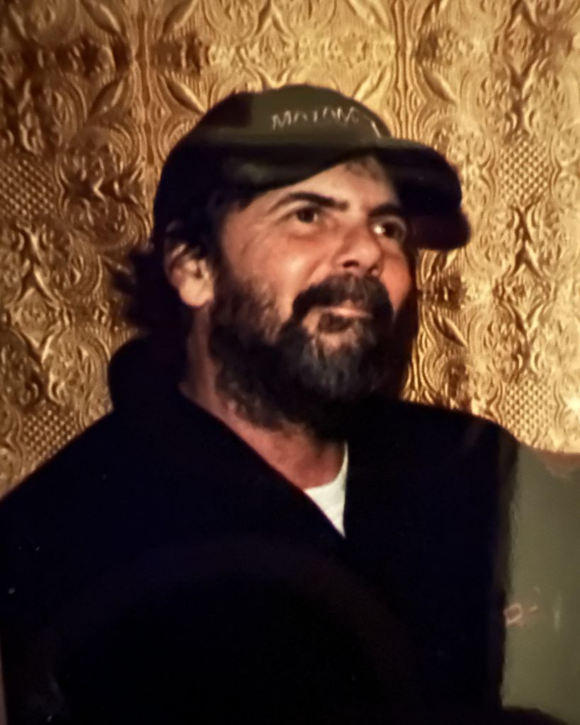 Dwight "Wade" Barnett