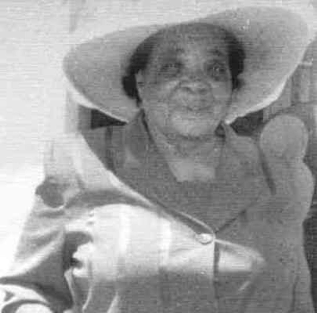 Nora Beatrice "Neuna" Henfield-Jones