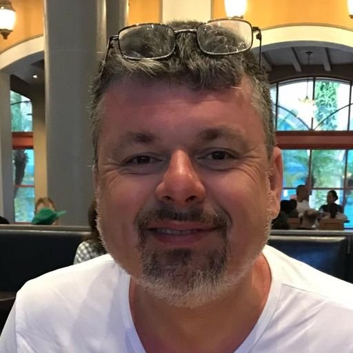 Mariusz J. Maslanka Profile Photo