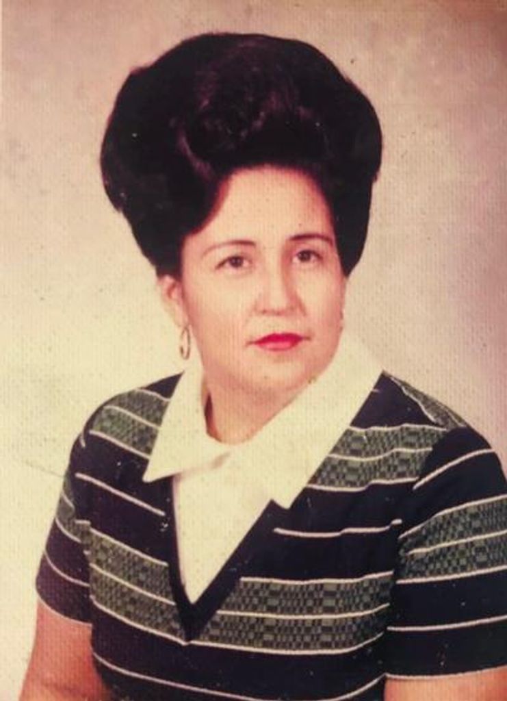 Maria Elena Flores Profile Photo