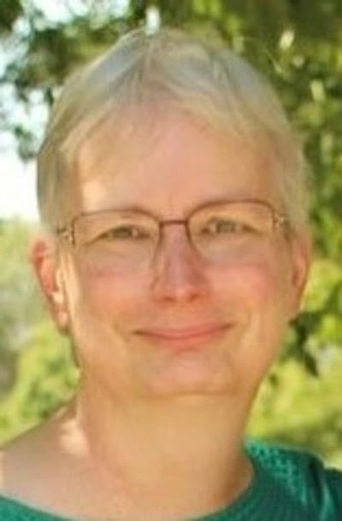 Naomi S. Loewen Profile Photo