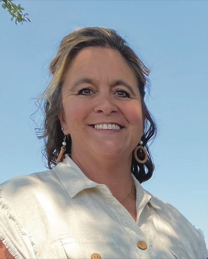 DeEtte Denette's obituary image