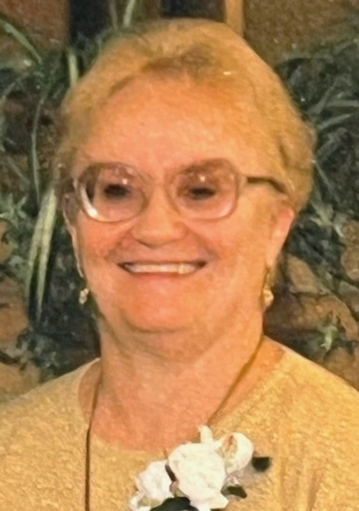 Emma Louise Croft Profile Photo