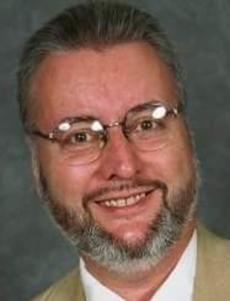 Thomas "Tom" E. Peterson Profile Photo