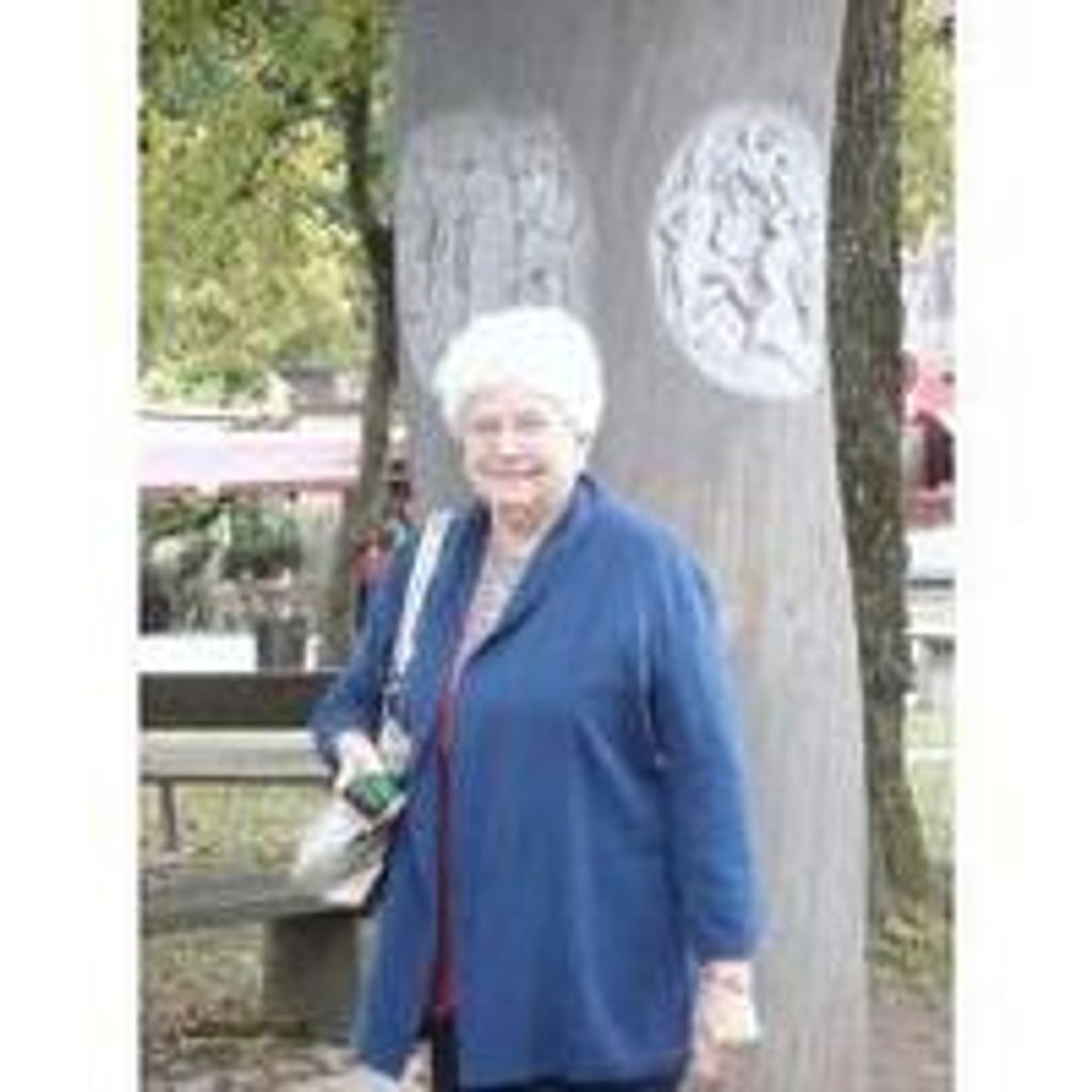 Virginia Goss Lowery