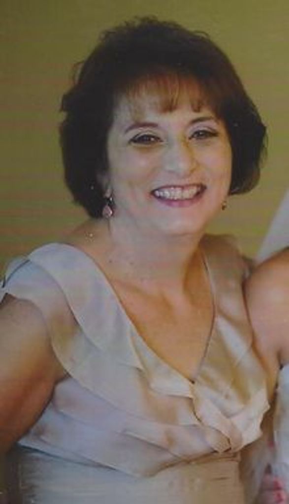 Linda  J. (Arakelian)  Curtis Profile Photo