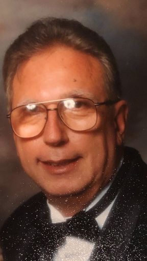 Photo of Ronald E. Lapinski