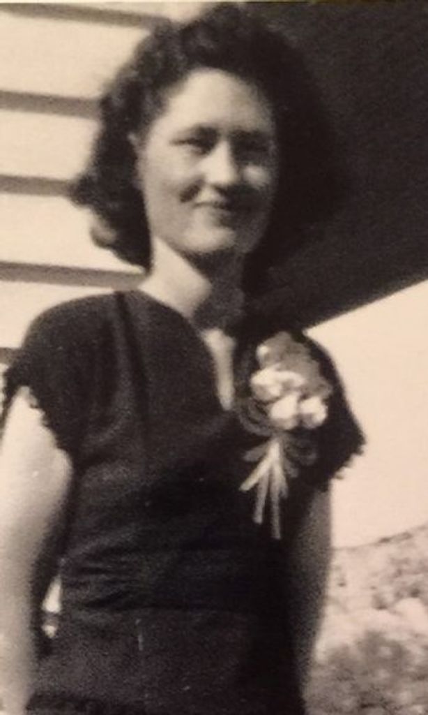 Clarissa Lorene Chambers (Tiffee)