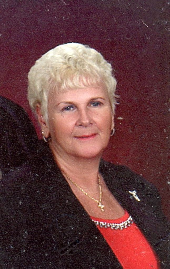 Shirley Custer