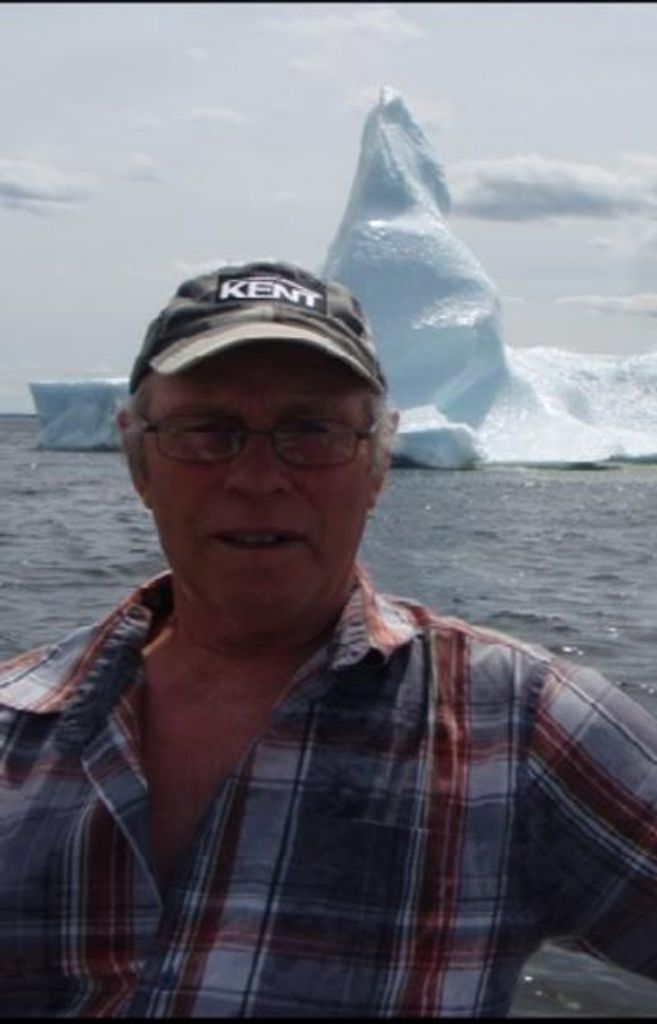 Gordon Cyril Hoddinott Profile Photo