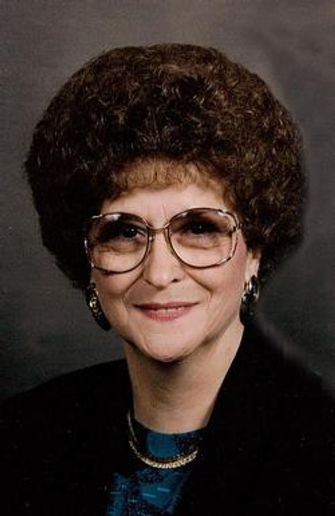 Betty Holzer Profile Photo