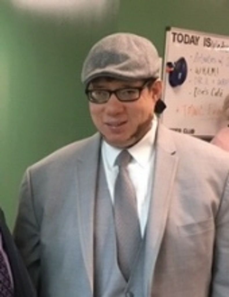 Claudio  E.  Linares, Ii