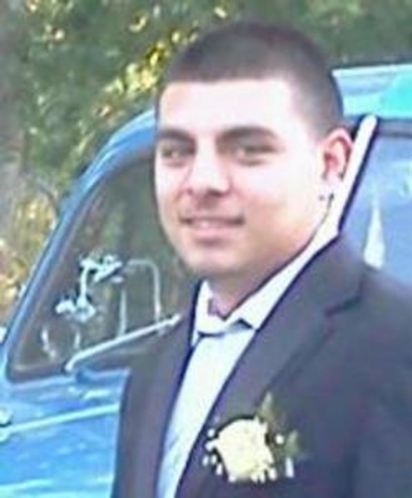 Luis Rene Hernandez Iii Profile Photo