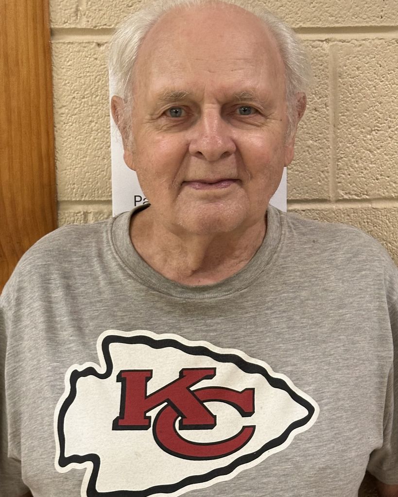 Ed Jones Profile Photo