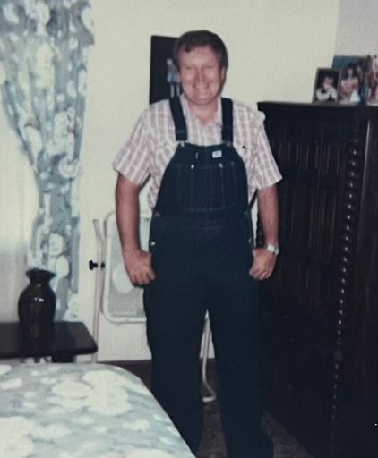 Bobby Lee Moss photo gallery thumbnail 19 of 69