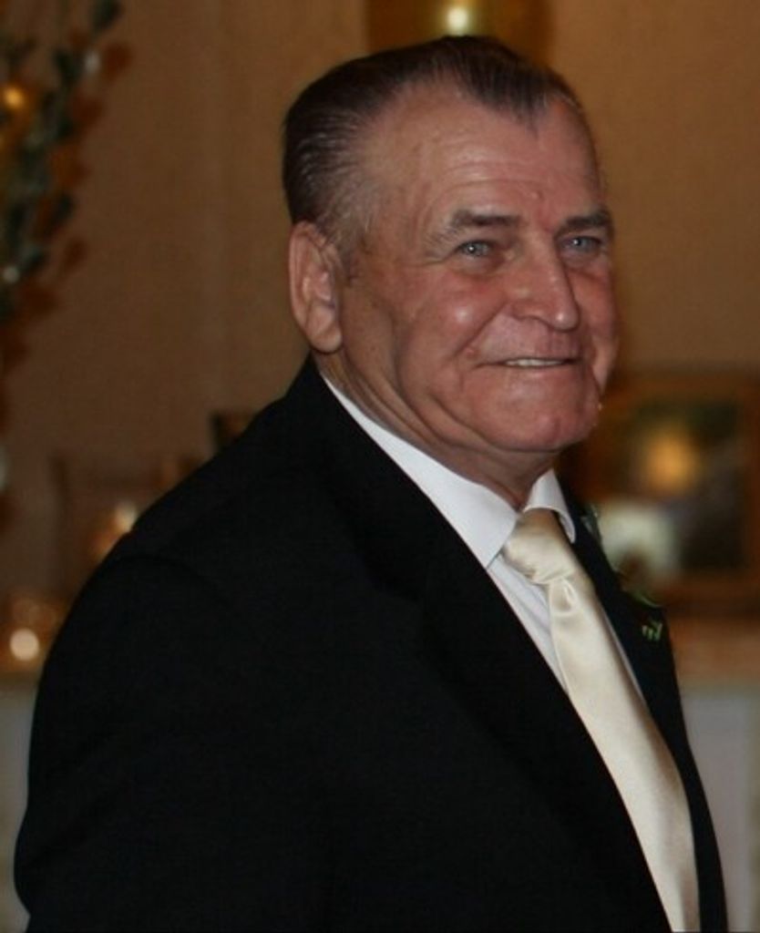 Jan Kmiotek Profile Photo
