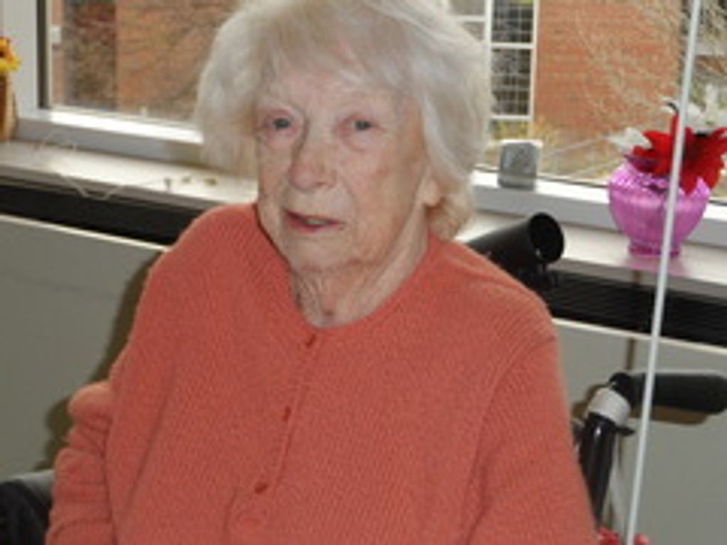 Elizabeth B. (Bach)  Pennington