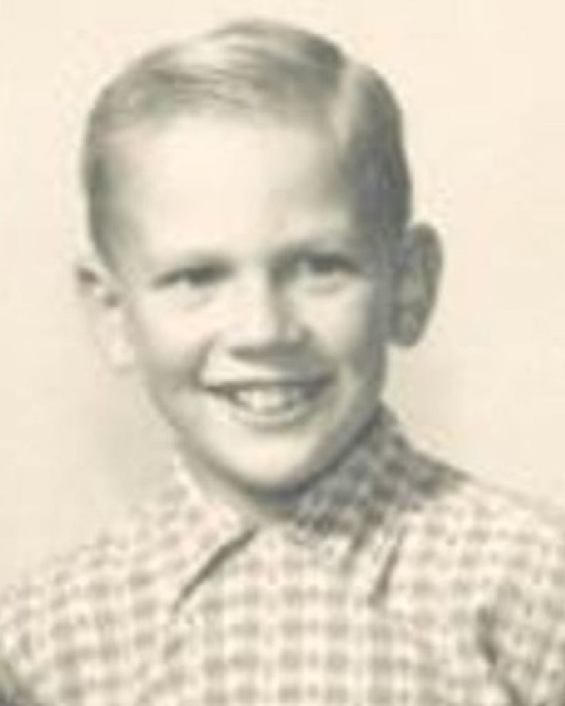 Robert W. Lithgow Profile Photo