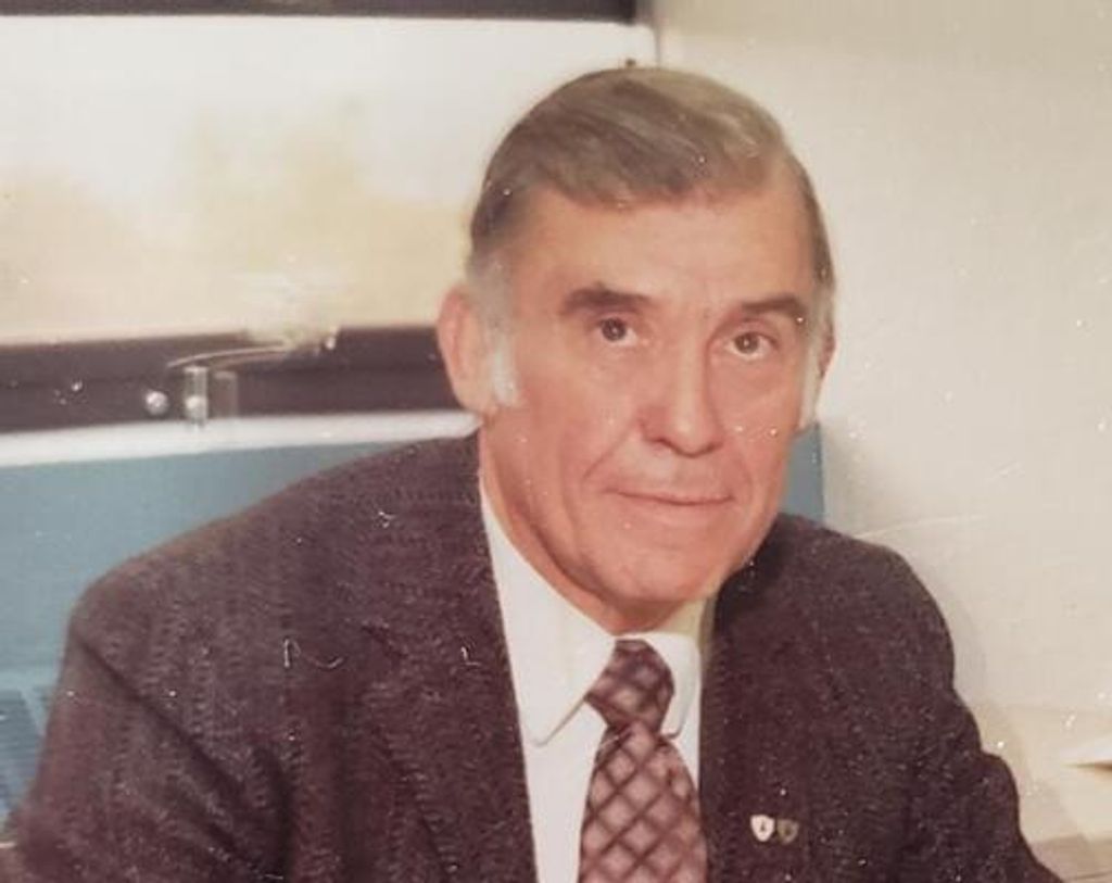 Robert Hollman Profile Photo