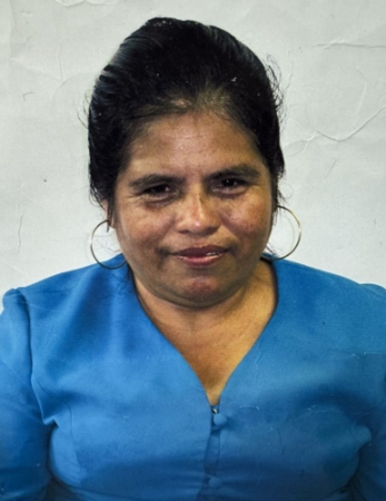 Ms. Gloria Cordero Torres