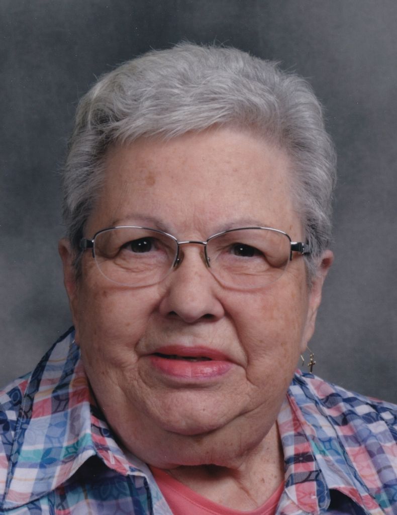 Linda  Lou  Gates  Profile Photo