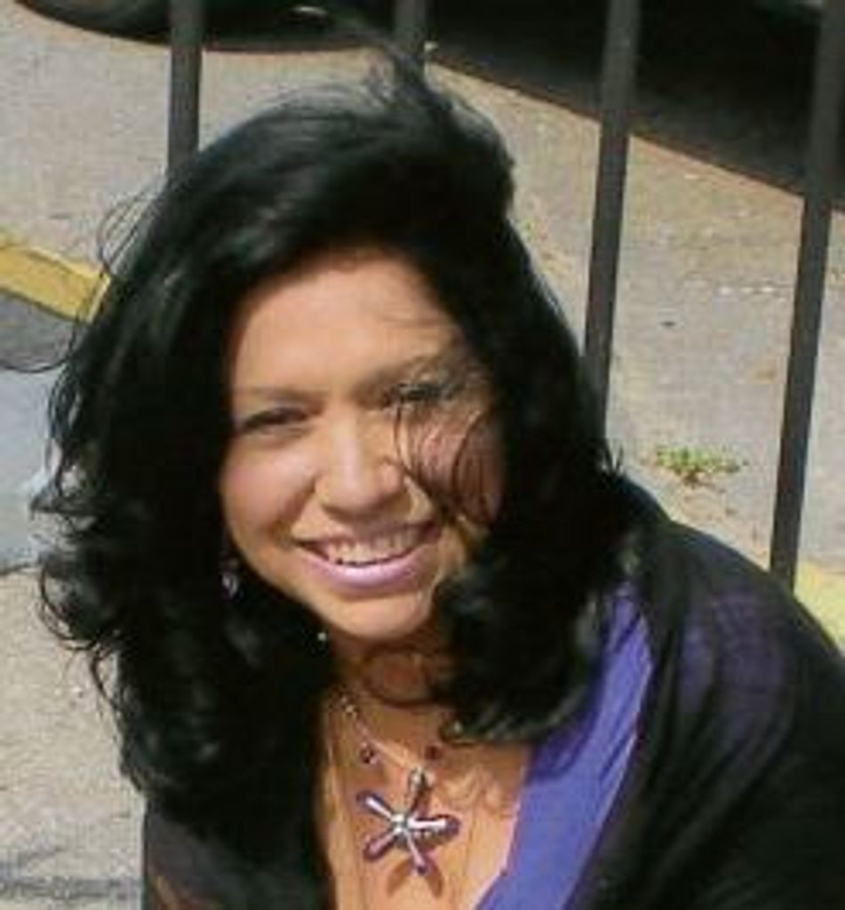 Helen Peaks Profile Photo