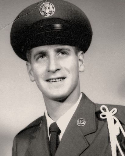 Thomas E Auer's obituary image