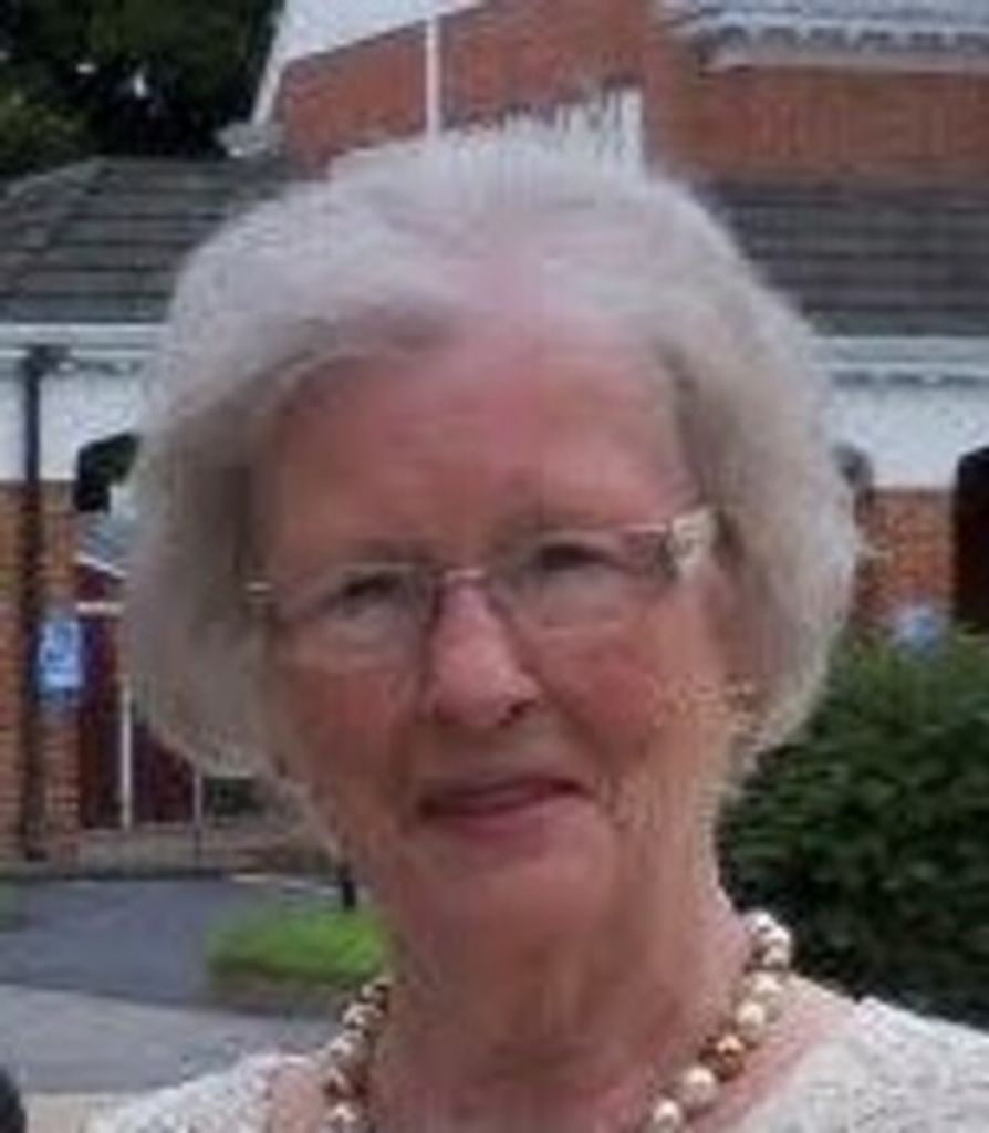 Glennis Kite Bear Profile Photo