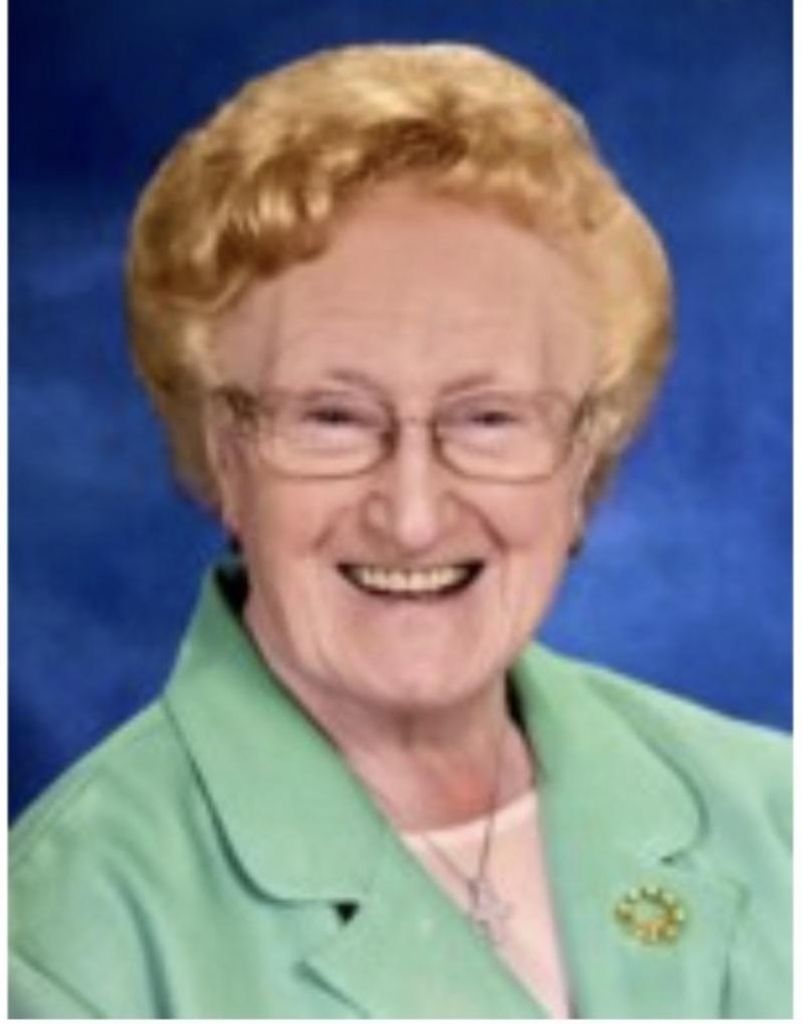 Julia Margaret Eslin Profile Photo