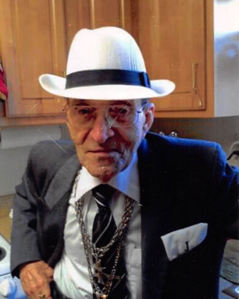 Juan G. Tzquierdo Profile Photo