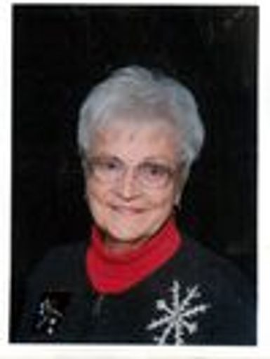Leah Meyers photo gallery thumbnail 1 of 3